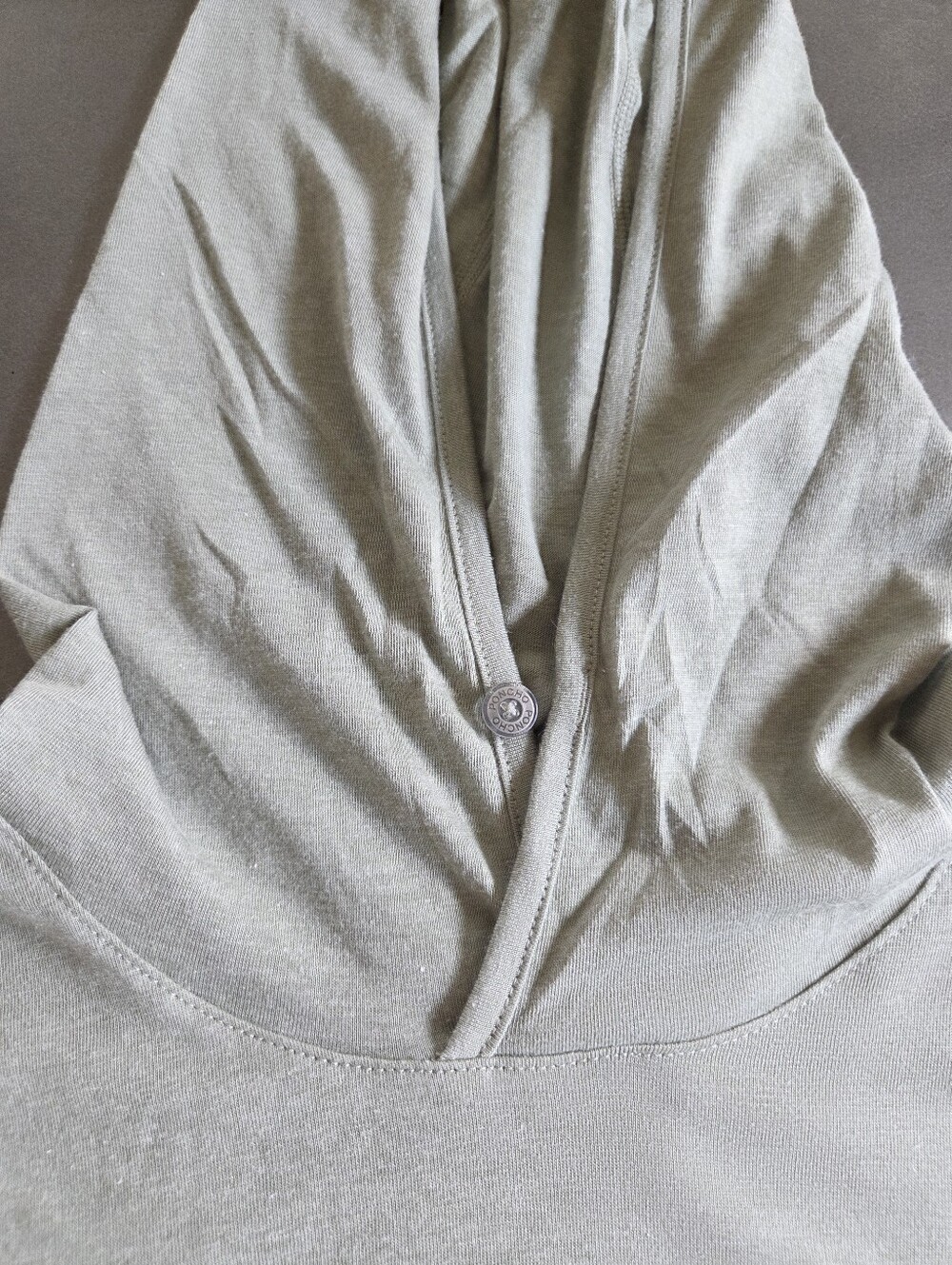 Poncho Men's Sweatshirt Hoodie Size Medium NWT The Boundary Waters - Picture 7 of 10
